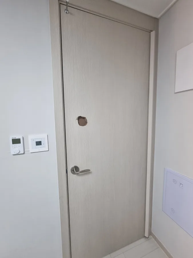 방문구멍복원 표면 마무리 상태 복원 전